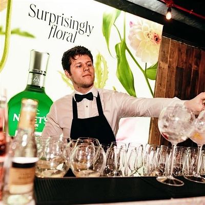 Edvin Navarauskas logo