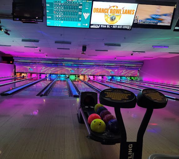 United Naturists Nude Bowling, Orange Bowl Lanes, Kissimmee, 19 May