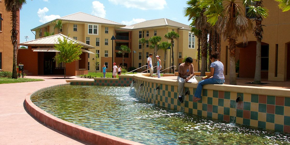 UCF Daily Housing Tours Main Campus, UCF Recreation and Wellness