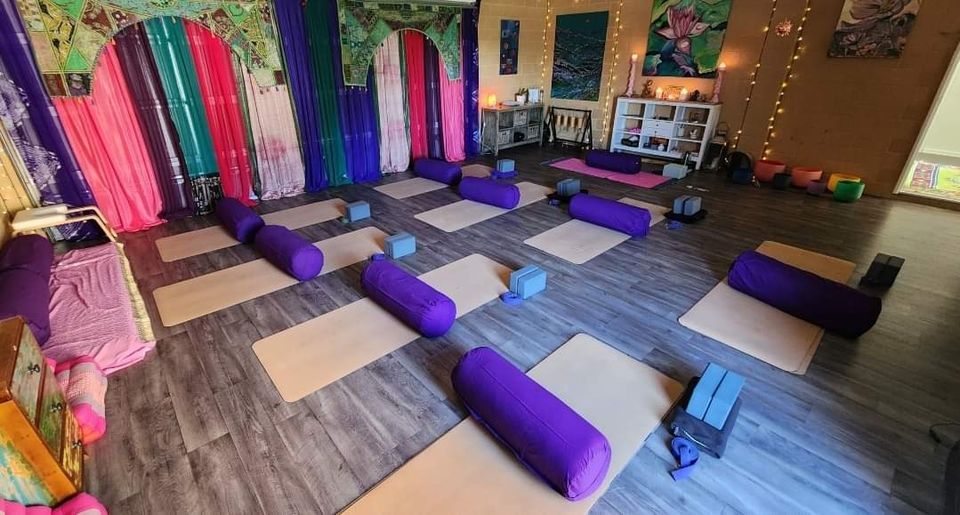 Monday Morning Beginners Yoga, 14 Jacana Way, Halls Head WA 6210 ...