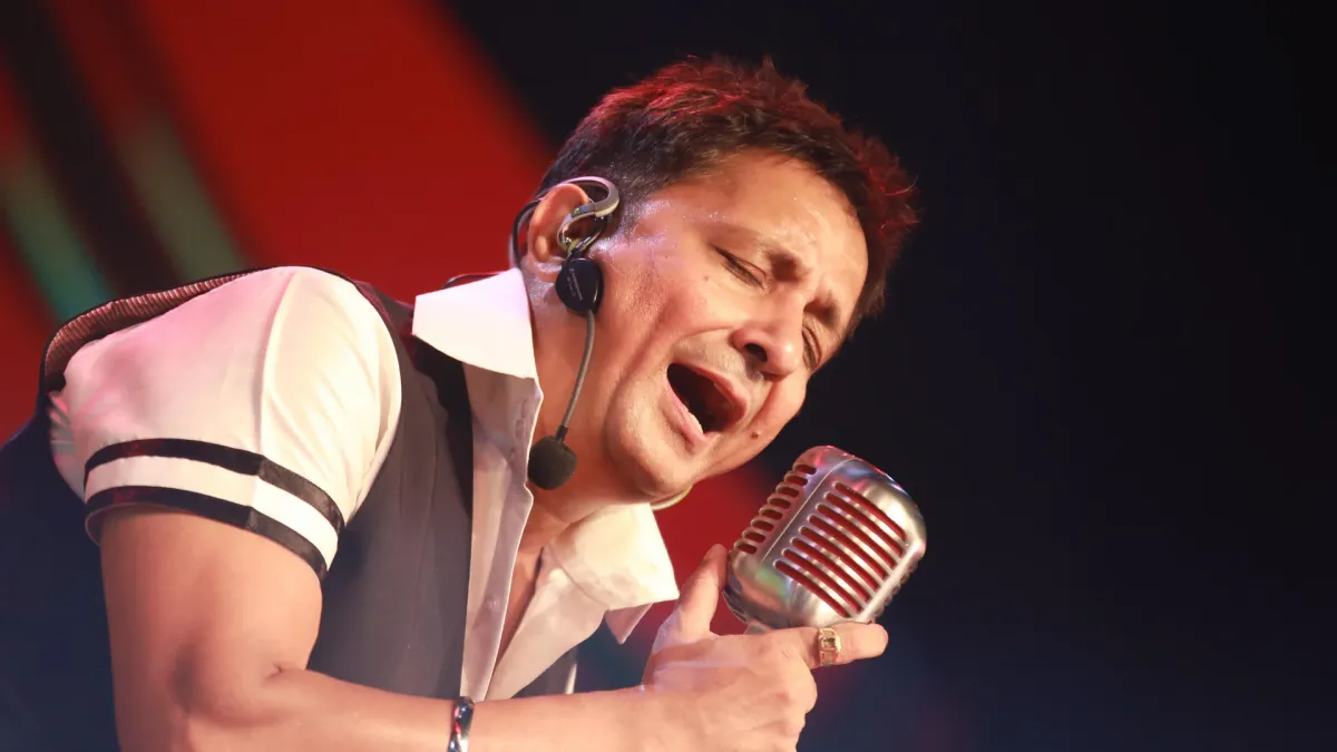 Sukhwinder Singh Live in Concert