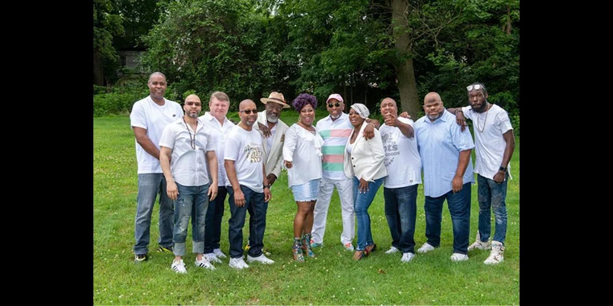 The Urban Guerilla Orchestra, Wilson's Restaurant & Live Music, Hi