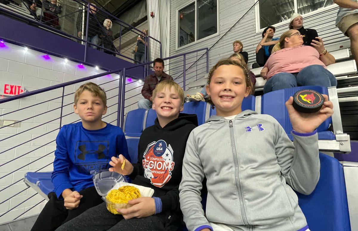 Lone Star Brahmas at New Mexico Ice Wolves, 6 December | Event in Albuquerque | AllEvents