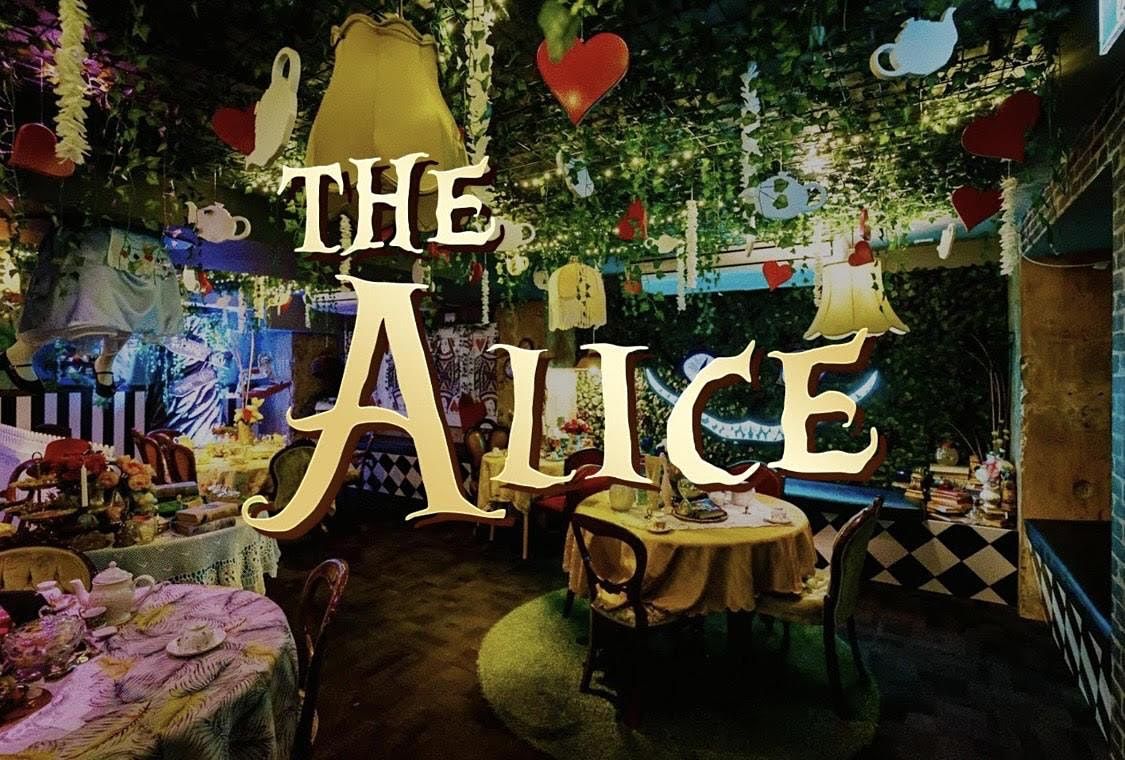 The Alice: An Immersive Cocktail Experience (Sheffield), Wonderland bar ...