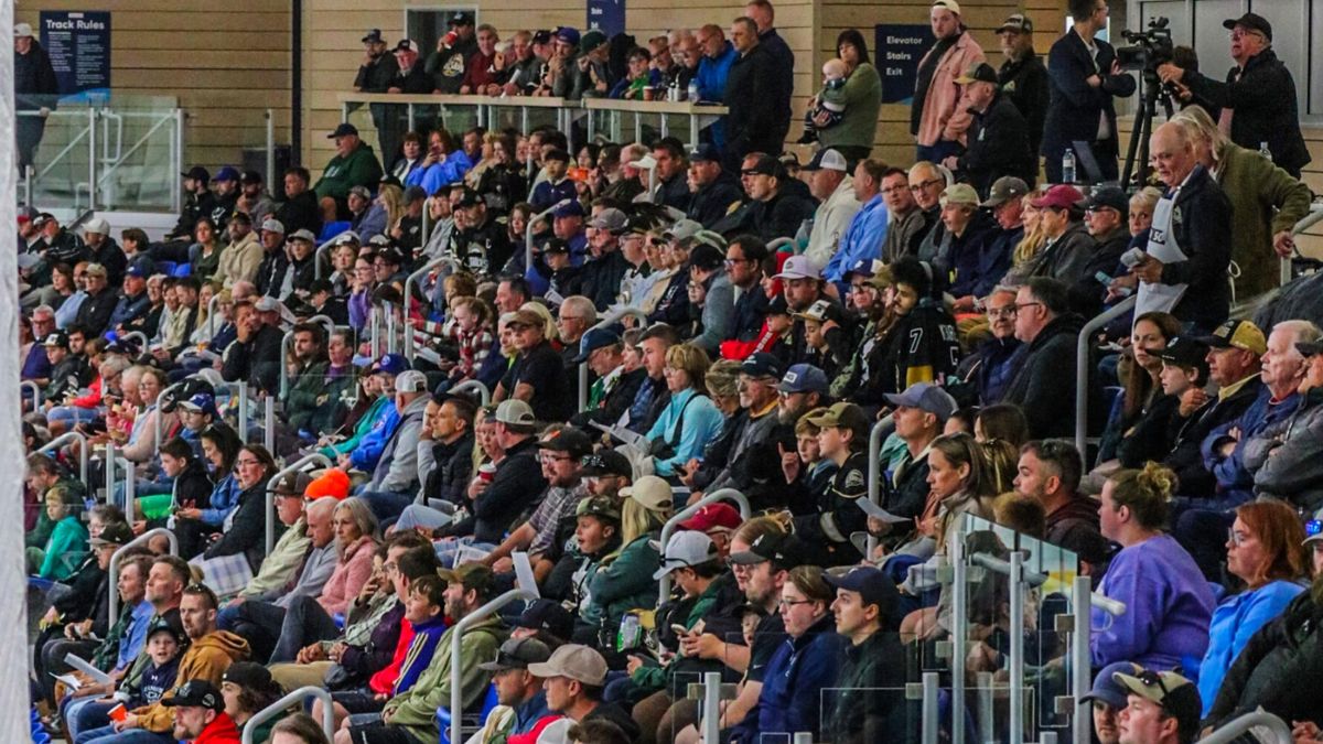 Newfoundland Regiment at Charlottetown Islanders at Eastlink Charlottetown Civic Centre, 12 October | AllEvents