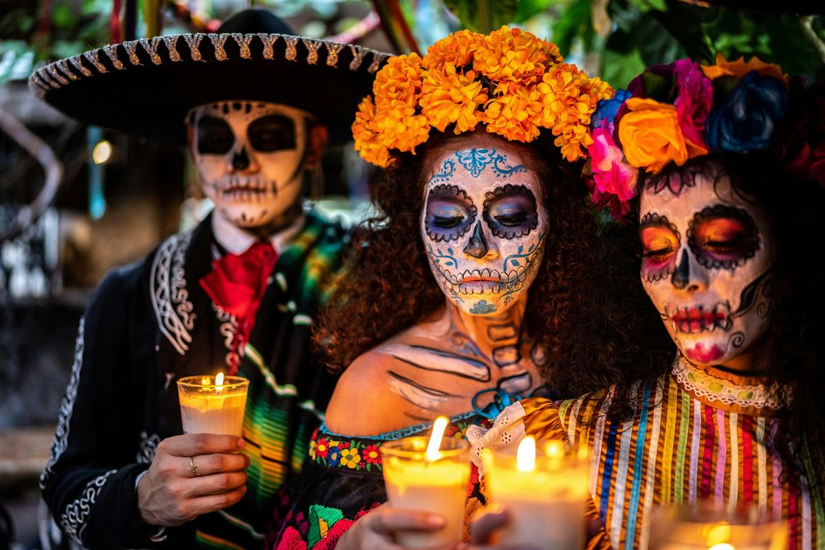 Celebración Dia de los Muertos on the River Walk, InterContinental San