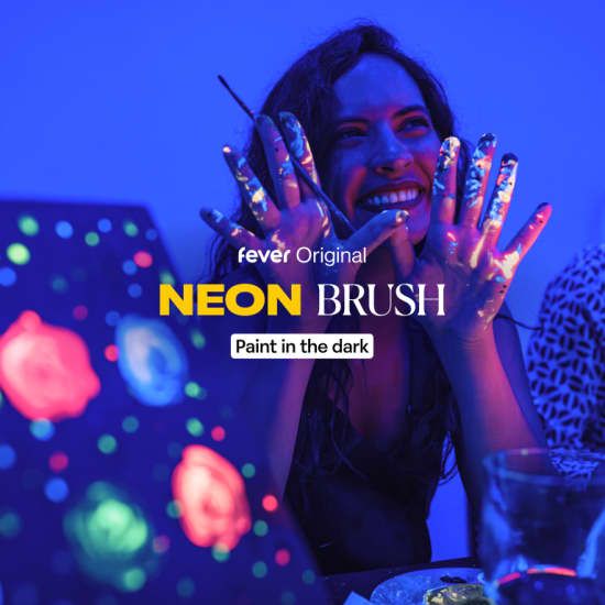 Neon Brush: Ein Glow-in-the-Dark-Malerlebnis, 12 July | Event in Munich | AllEvents