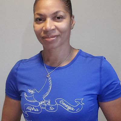 Coach Robin Renee