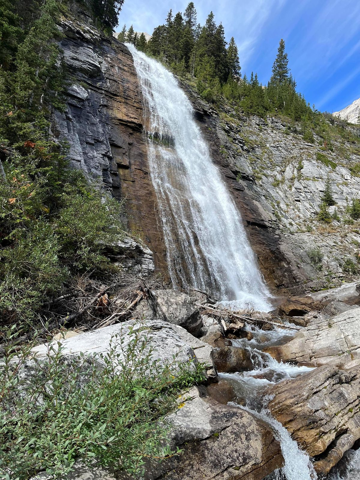Chasing waterfalls Ribbon Creek and Ribbon Falls (4BL), Ribbon Creek