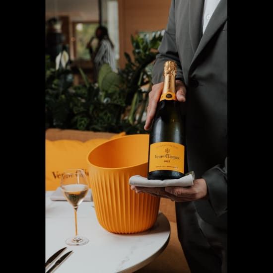 Bubbly Brunch w/ Veuve Cliquot no Hyatt Regency Lisboa, 11 May | Event in Almada | AllEvents