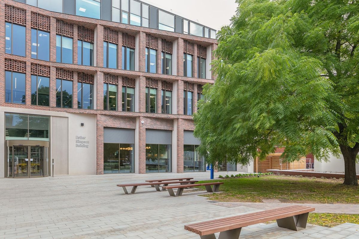 Prospects and Challenges for UK-China Economic and Business Cooperation