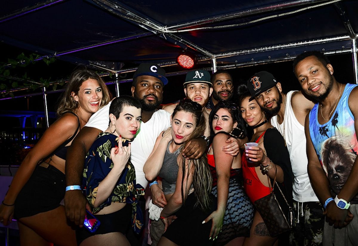 Boat Cruise Party All Inclusive Day Time / Night Time, Miami beach