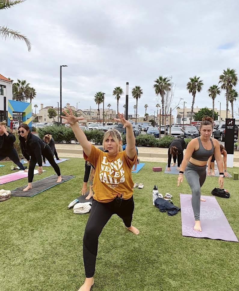Moms, Yoga and Mimosas!, Yoga Junkie, Huntington Beach, 14 May 2023 AllEvents.in