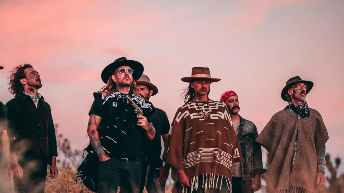 The Allman Betts Band, Robert Randolph, Steve Earle, Sierra Hull, Amanda Shires, Judith Hill, Jimmy Hall, Luther Dickinson, Alex Orbison in City of New York, 6 December