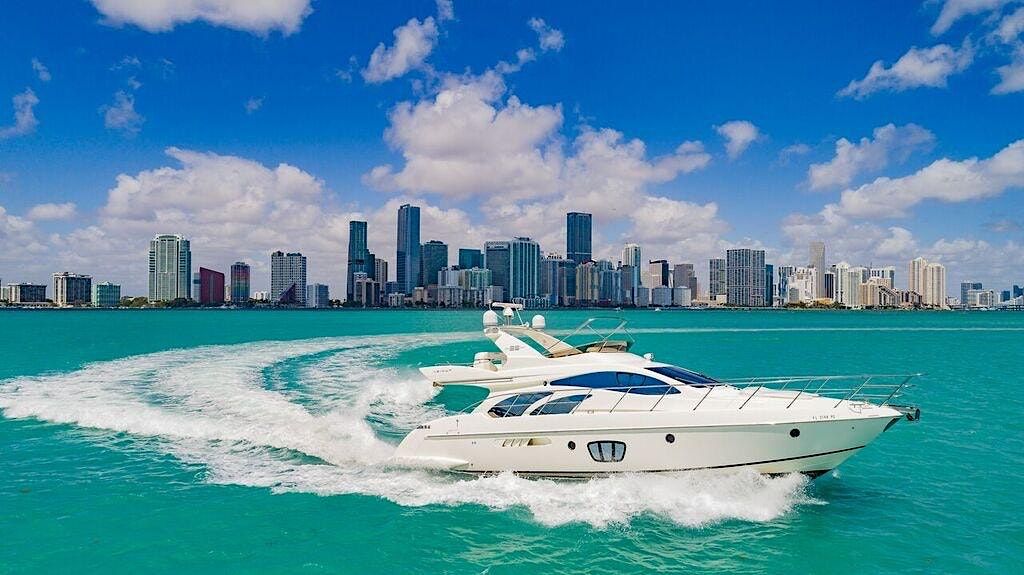 Yacht Rental Miami, Sea Isle Marina & Yachting Center, Miami Beach