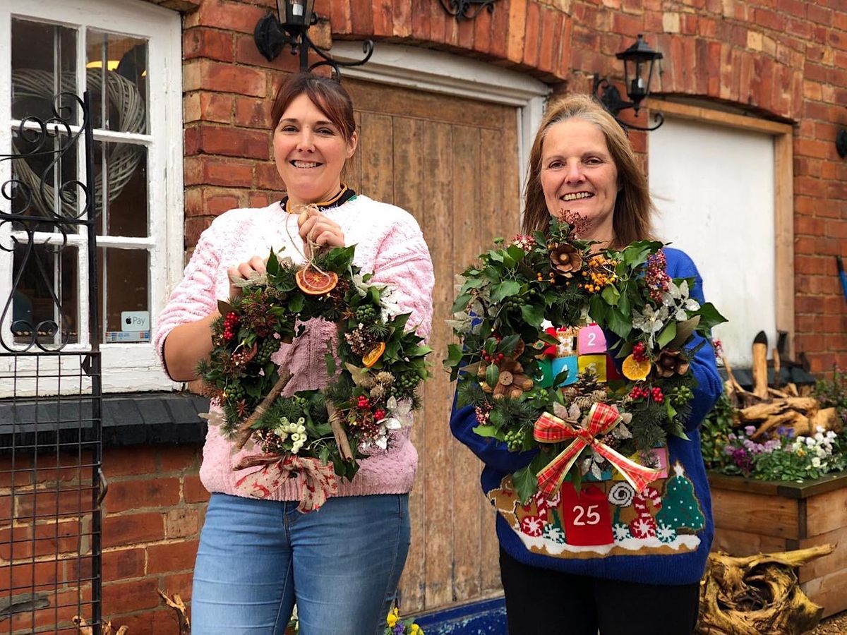Christmas wreath making 2023. Free Prosecco and cake