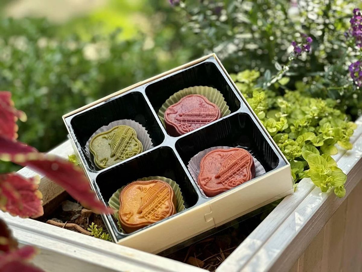 Yifan Mooncake Tasting Event, Yifan Central Kitchen, Johns Creek