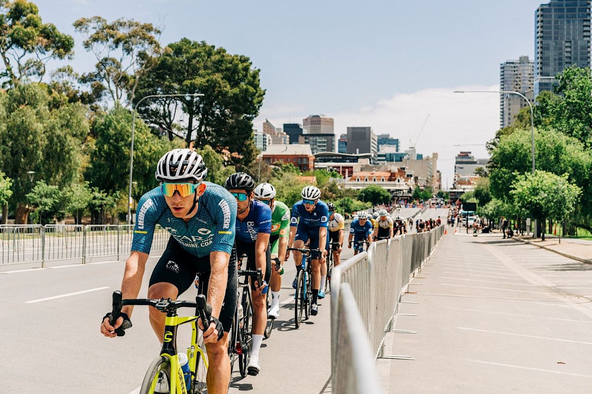 Cervelo Super Series R5 Super Elliotts East End Street Race!, Rundle