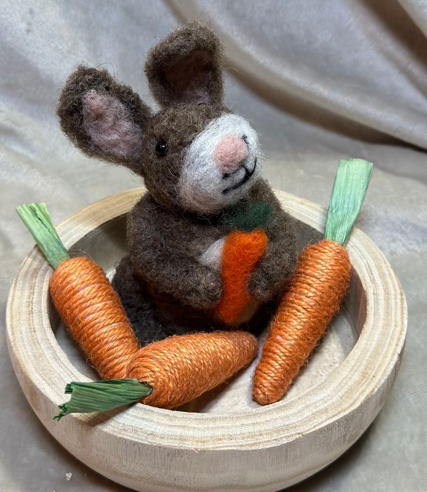 Needle Felting Workshop “Crazy for Carrots Bunny”, Amy Lynn Ferris