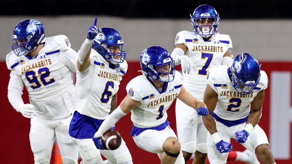South Dakota Coyotes vs. Drake Bulldogs, 19 September | Event in Vermillion | AllEvents