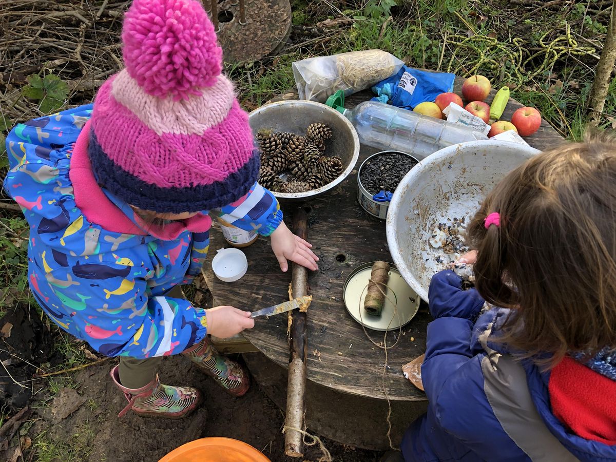 Chigwell Meadows Forest School Nature Tots, Roding Valley Meadows ...