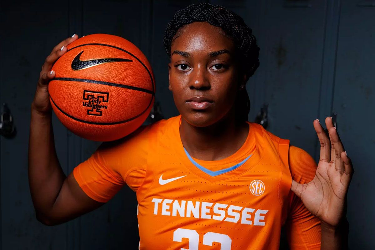 Parking Tennessee Lady Volunteers at Alabama Crimson Tide Womens Basketball, 18 January | Event in Tuscaloosa