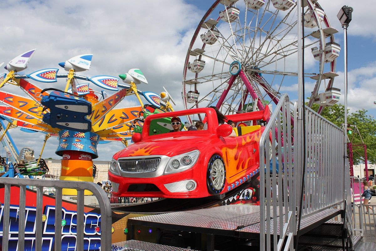 Gilberts Community Days 2025, Town Square Park, Gilberts, June 1 to