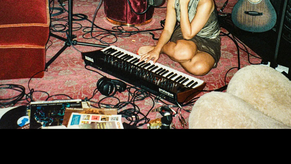 RAYE, Absolutely, Amma in København, 3 February | Event in Frederiksberg | AllEvents