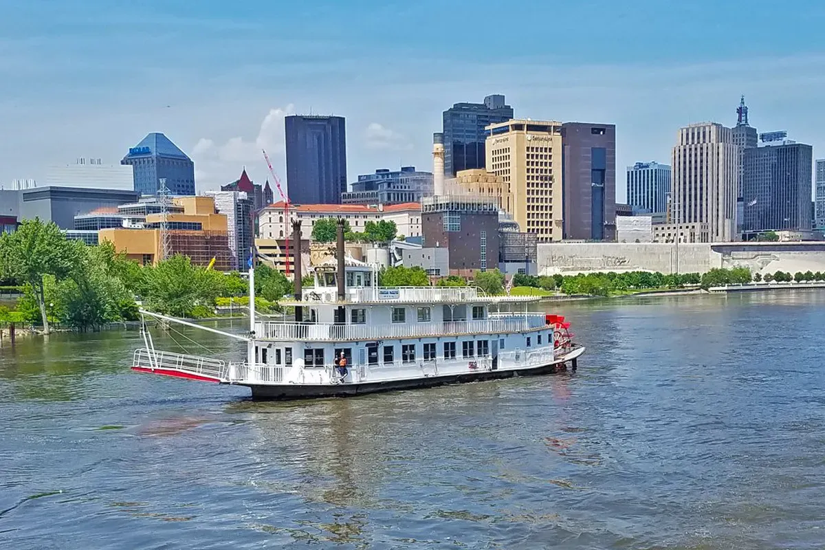 Minnesota Yacht Club - 3 Day Pass at Harriet Island, 18 July | Event in Saint Paul | AllEvents
