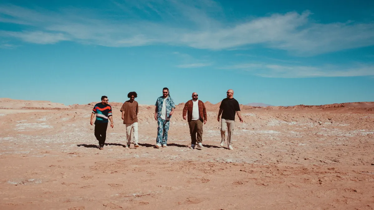 Maneva, Black Alien, Cidade Verde Sounds, O Teatro Mágico, Ponto De Equilíbrio, Raiz, Tashá, Tracie in São Bernardo Do Campo, 28 February