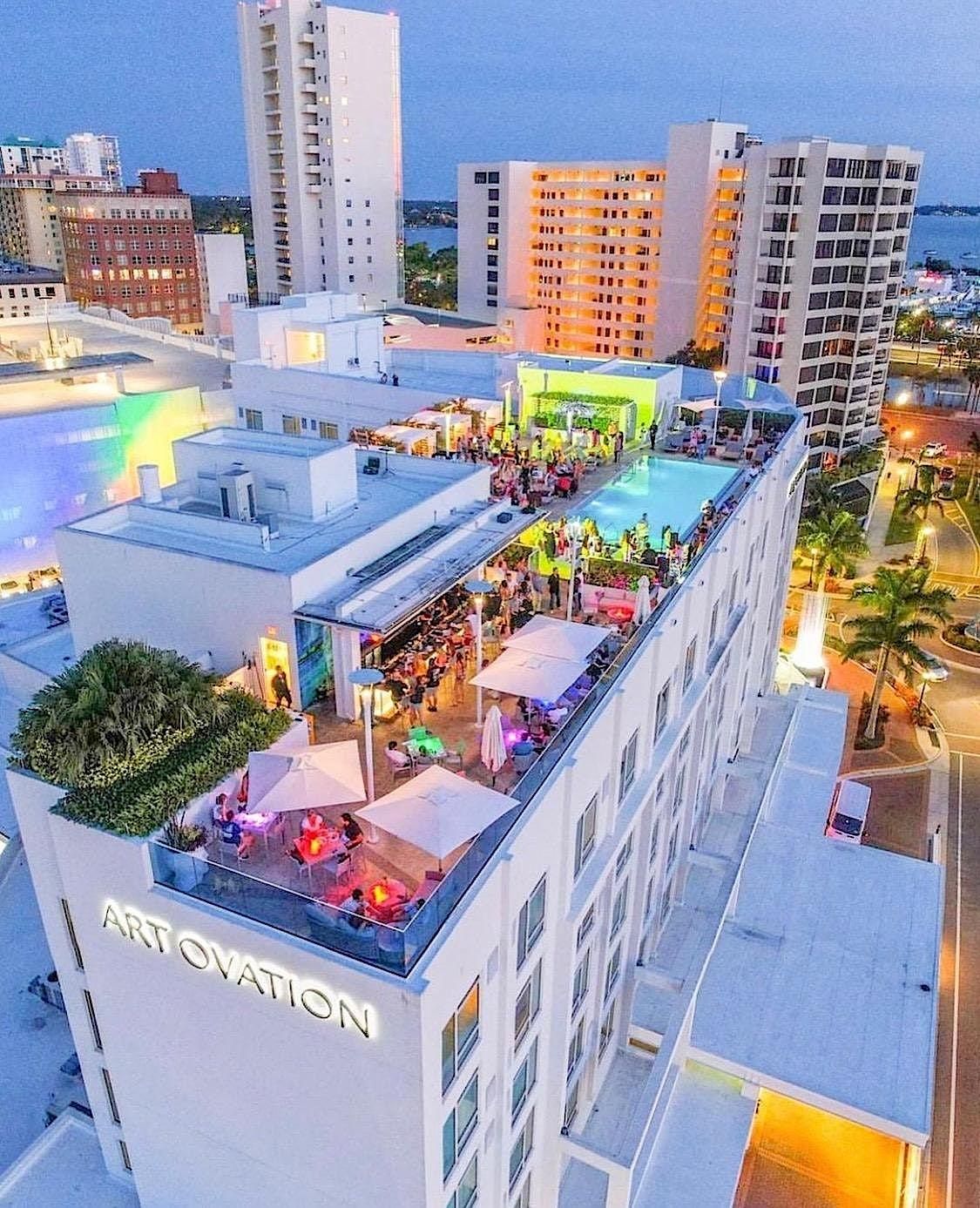 nye-dance-on-water-art-ovation-art-ovation-hotel-autograph