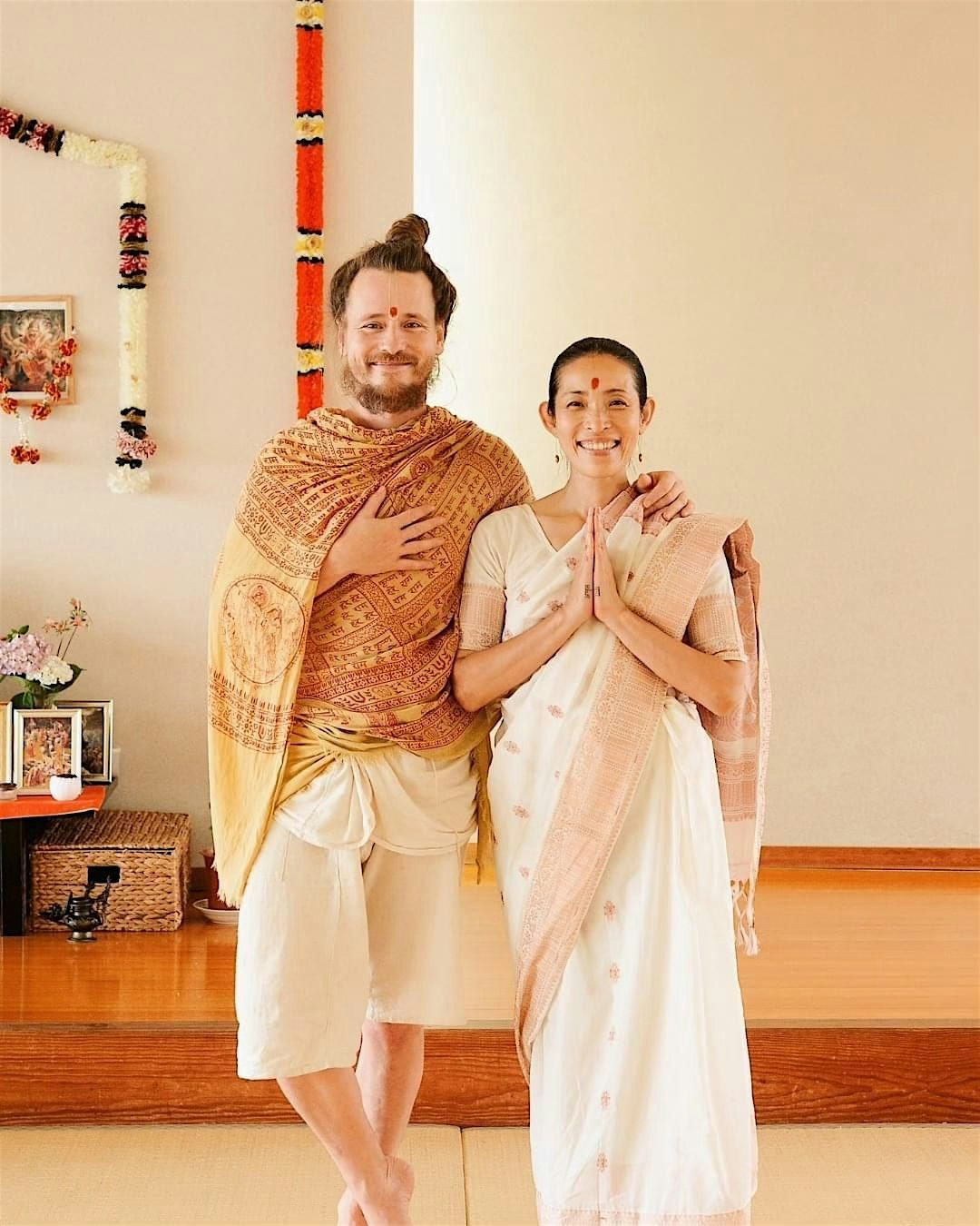 Transformational Yoga Weekend with Waylon, Shihoko and Family, 325 W ...