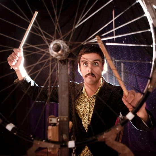 Festival Titirimundi: Teatros. Teatro Mobili, Antípodas, 15 May | Event in Segovia | AllEvents