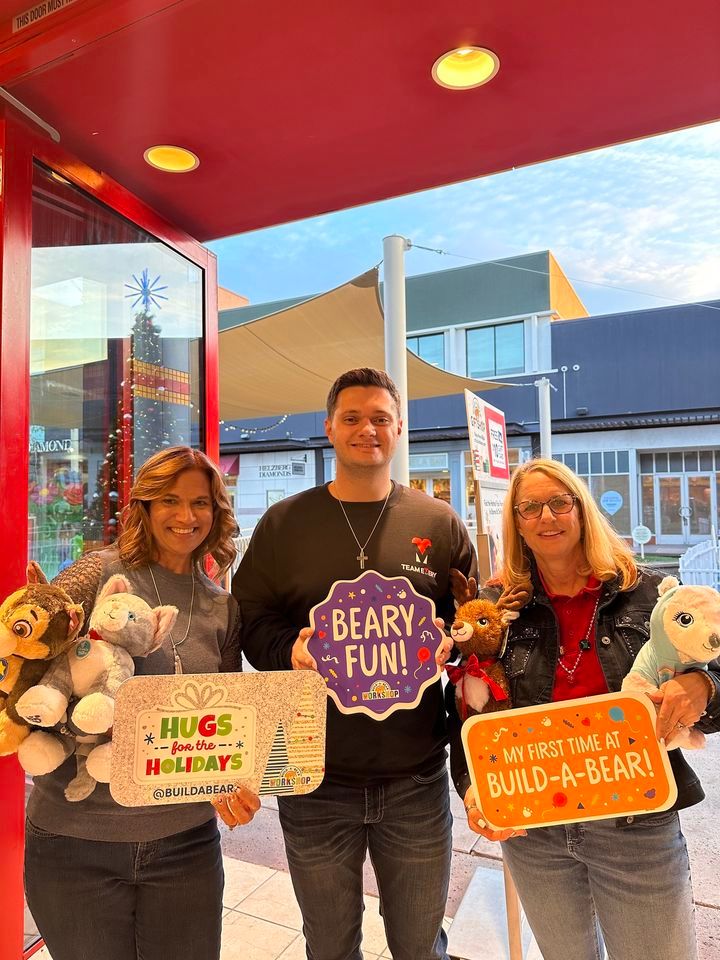 Team Emery 7th Annual BuildABear Night, Build A Bear San Tan
