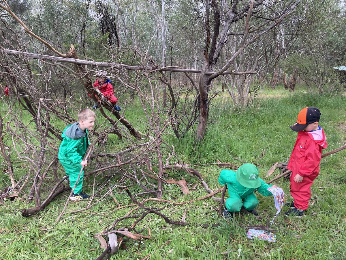 Meadows Kindergarten Bush Kindy Families training session, Macclesfield Primary School, 2 March