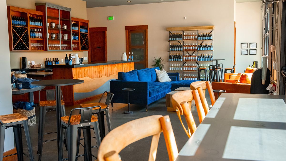 Floral brought to you by Rolling Hills & Baccara Botanicals