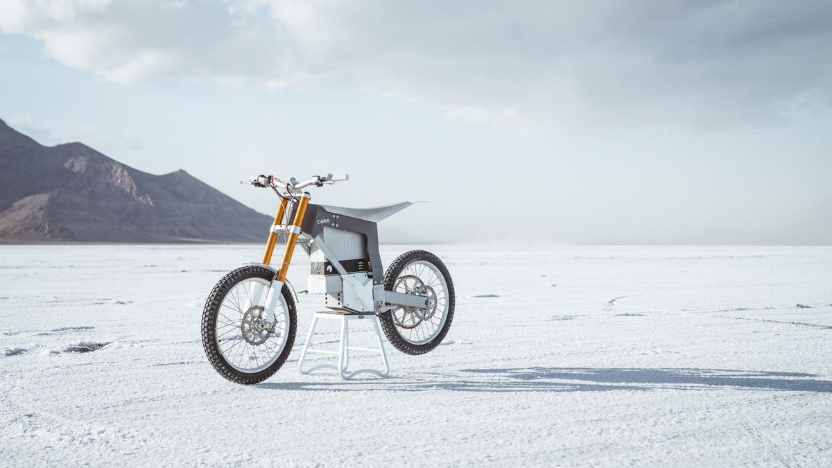 Cake OffRoad Test Rides Hungry Valley SVRA, Motorcycle Practice