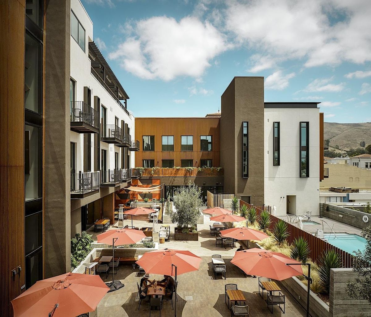 Art Bar Piadina featuring Drew Davis, Hotel San Luis Obispo, January