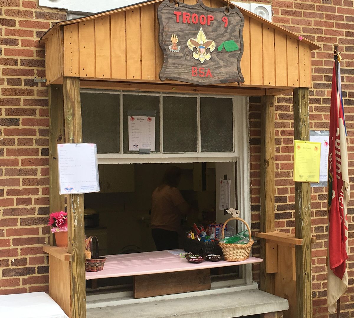 Apple Blossom Grand Feature Parade Seats Troop 9, Market Street
