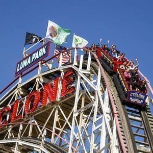 Parking Cyclone Open