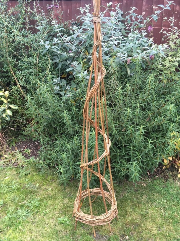 Willow Weaving Garden Ornaments, Black Barn Farm, Norwich
