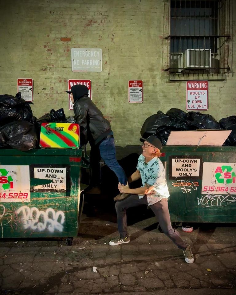 The Sheet Club Celebrity , Club Celebrity Sports Bar & Grill, Des