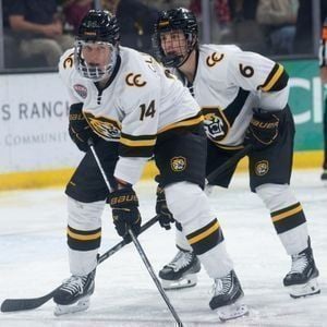 Minnesota Duluth Bulldogs vs. Colorado College Tigers