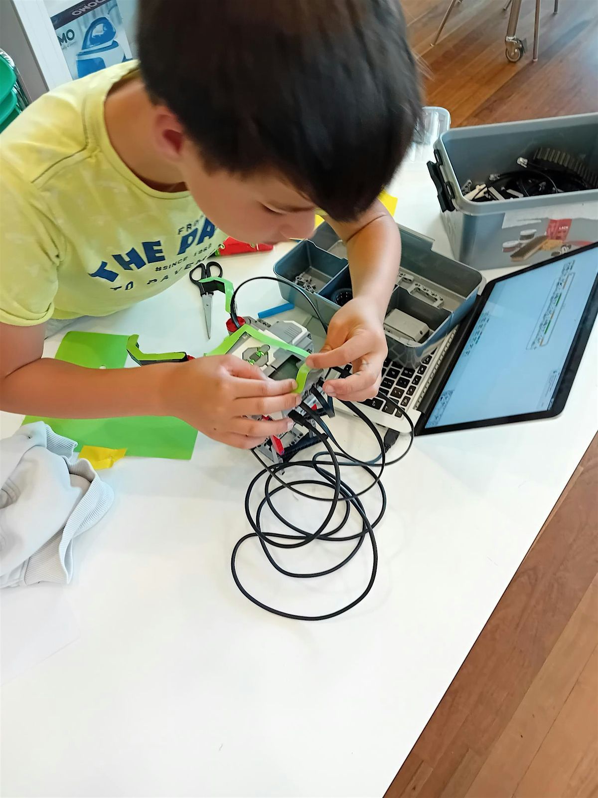 Week #2: NewTechKids 2026 Christmas Vacation Bootcamp (8-12): Dec. 28-31