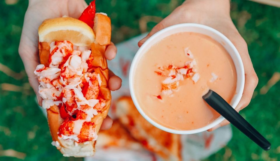 Cousins Maine Lobster at Edison Square , 2025 Lincoln Hwy, Edison, NJ