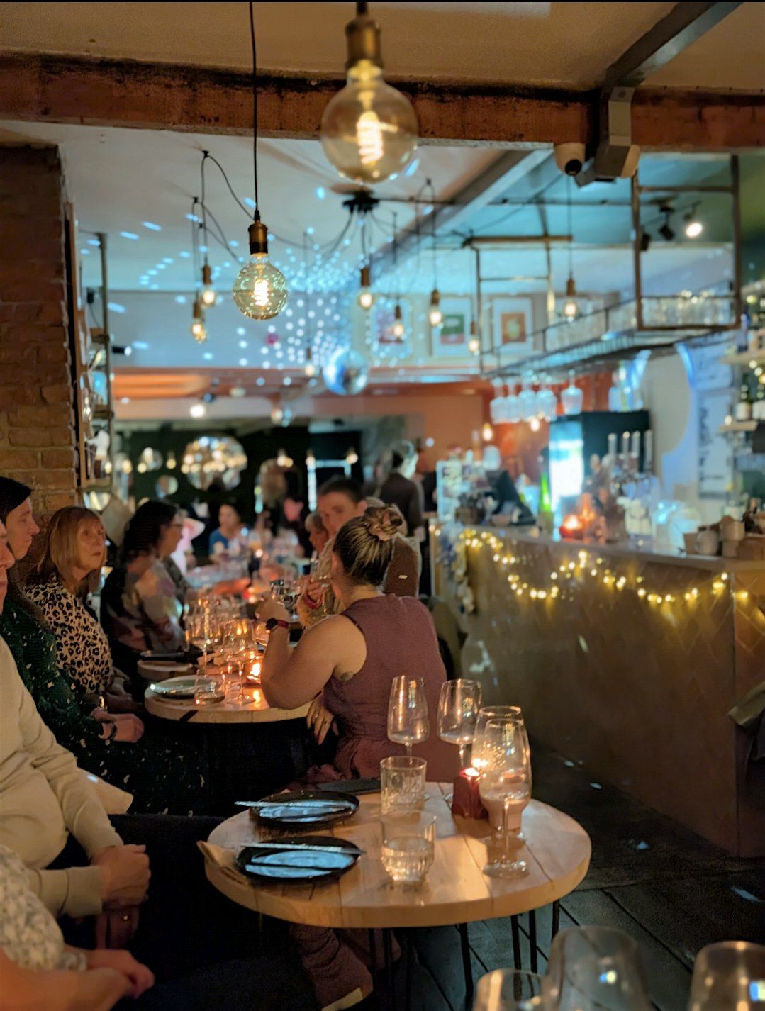 Xmas Wine and Cheese Tasting @ Oats and Honey, 17 December | Event in Eccles | AllEvents