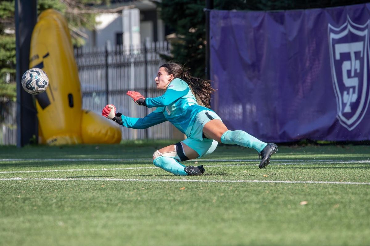 Parking South Dakota Coyotes at North Dakota Fighting Hawks Womens Basketball, 27 February | Event in Grand Forks