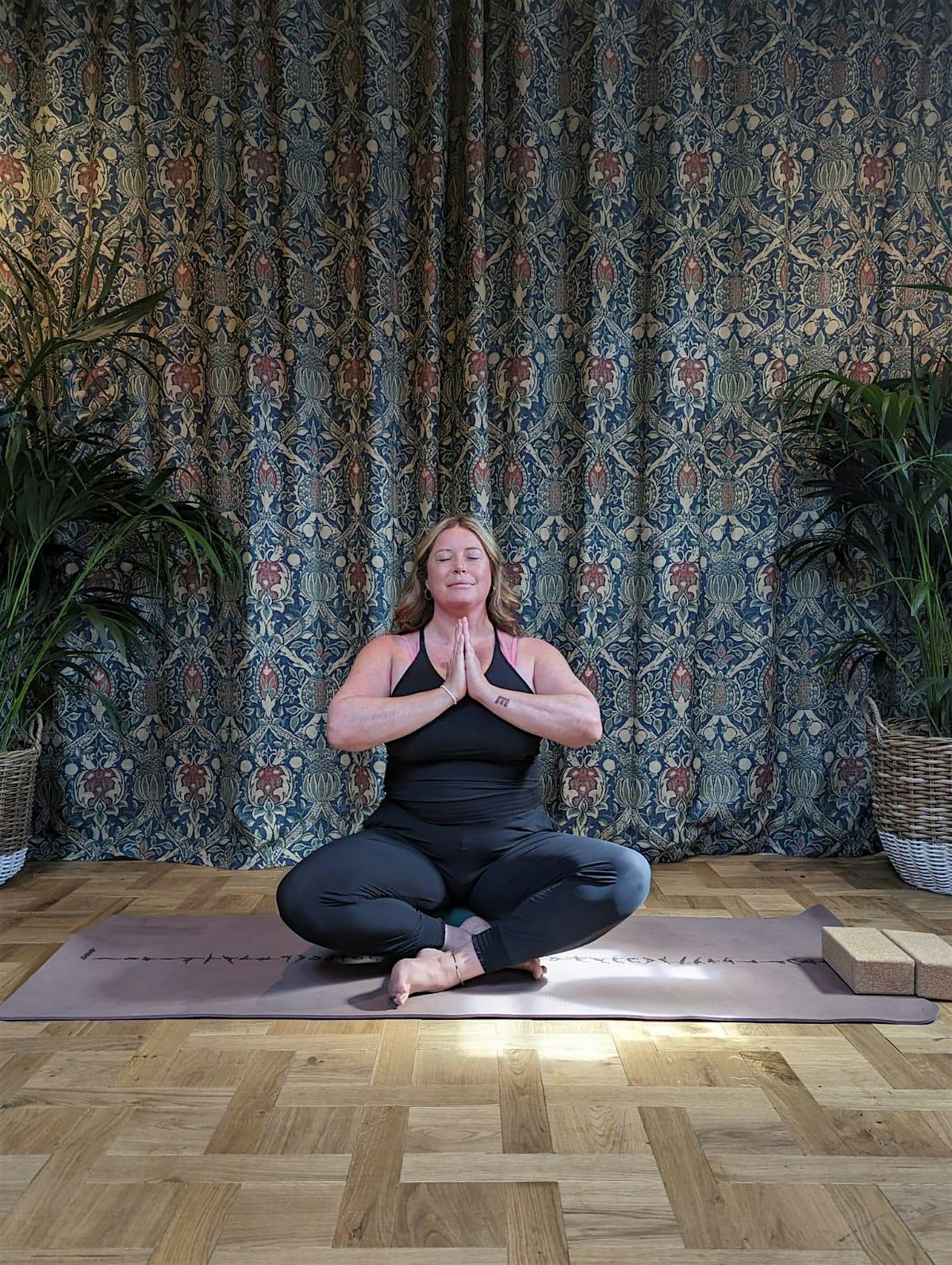 Summer Solstice Yin Yoga, Cacao and Soundbath Experience, 21 June | Event in Itchen Abbas | AllEvents