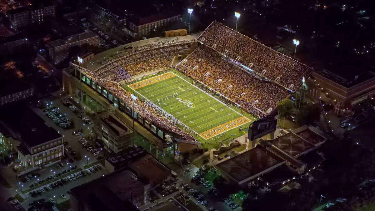 Parking Southern Miss Golden Eagles at Arkansas State Red Wolves Football, 8 November | Event in Jonesboro
