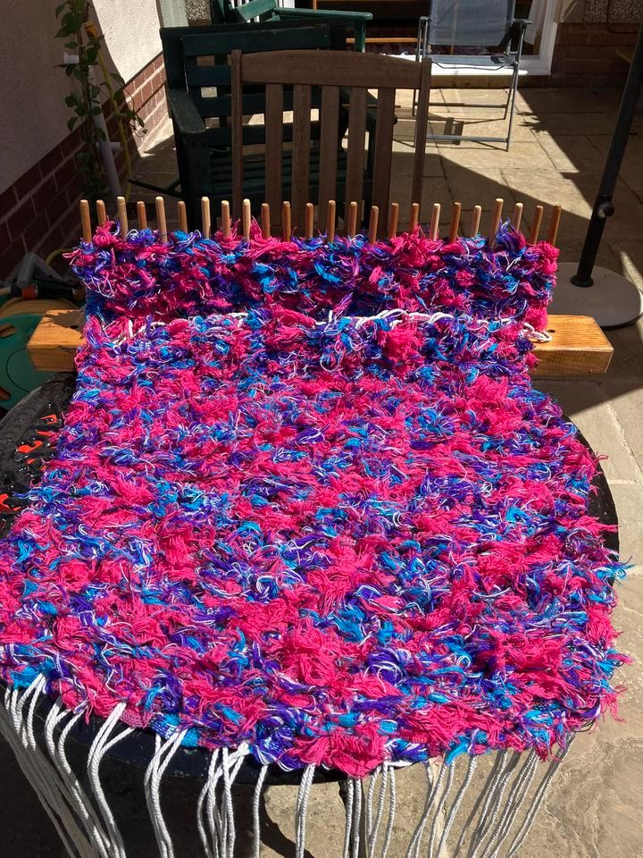 Peg Loom Weaving for Beginners, Abakhan Fabrics, Hobby & Home